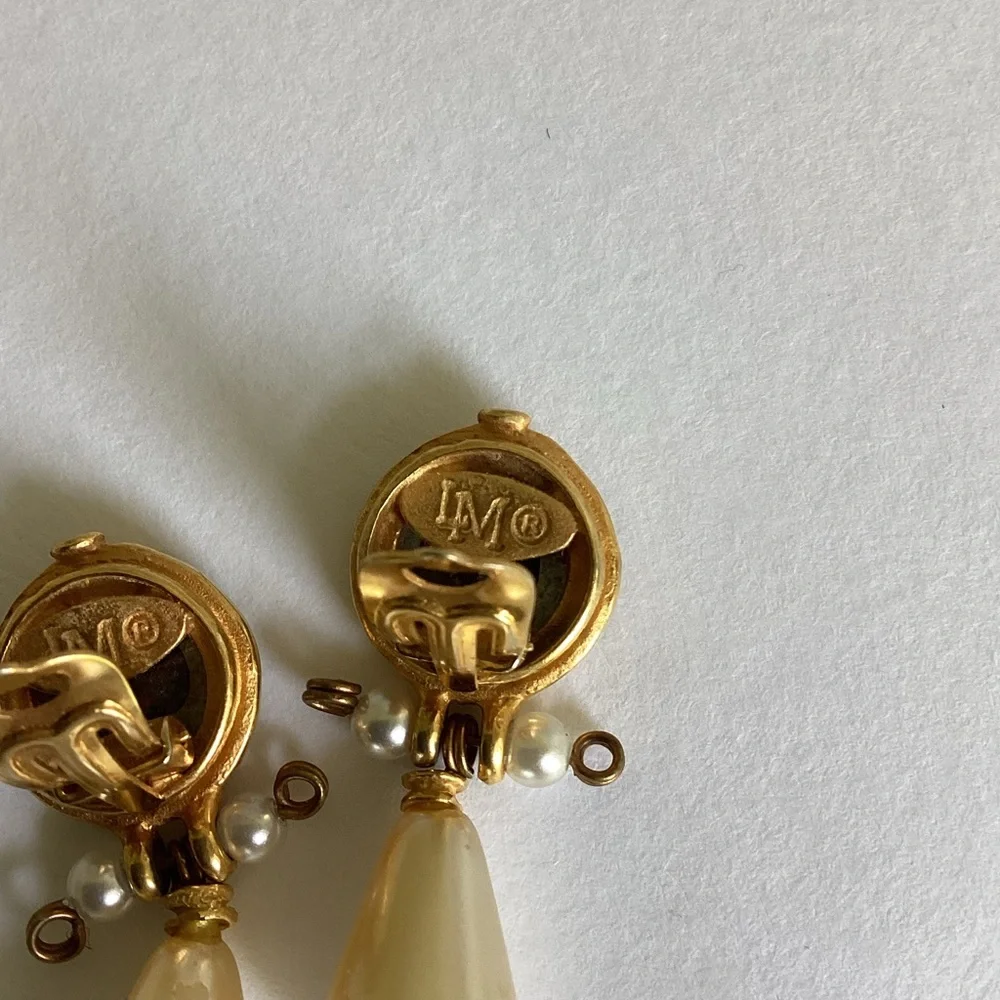 Etruscan Style Coin Earrings Faux Pearl Stamped LM Intaglio Mobe Classic Gift